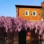 Gorgeous In *